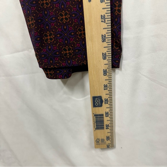 Susan Graver Stretch Knit Pull On Pants Small Purple Geometric Print - Picture 7 of 7